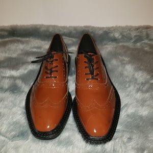 Cumin BCBG Maxazria Debbie Oxford